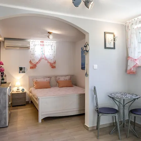 Luxury Laz דירה *